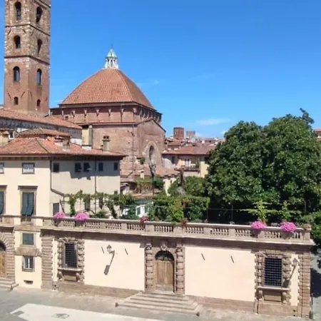 Palazzo Micheletti * Lucca